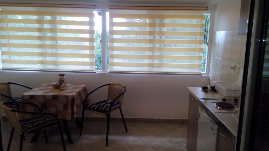 Apartmani Luka Herceg Novi Esterno foto